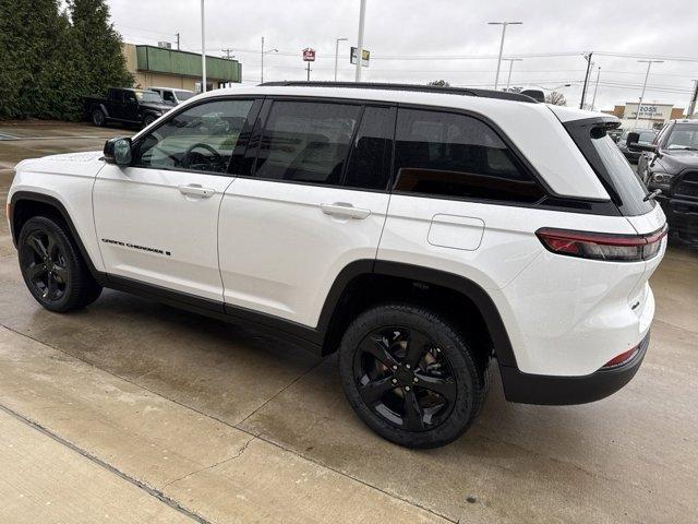 new 2025 Jeep Grand Cherokee car, priced at $50,499