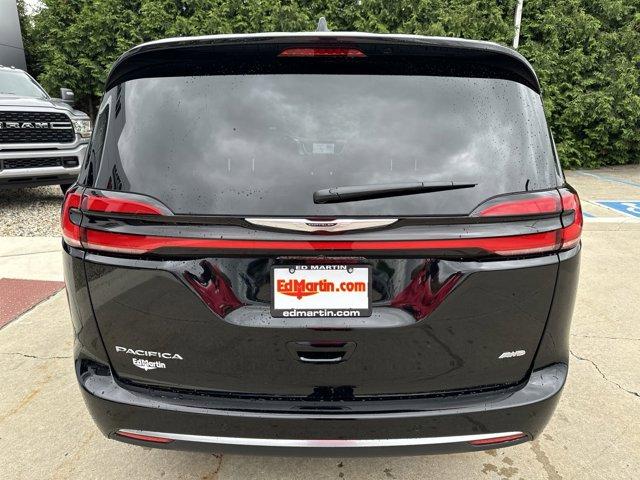 new 2024 Chrysler Pacifica car, priced at $55,499