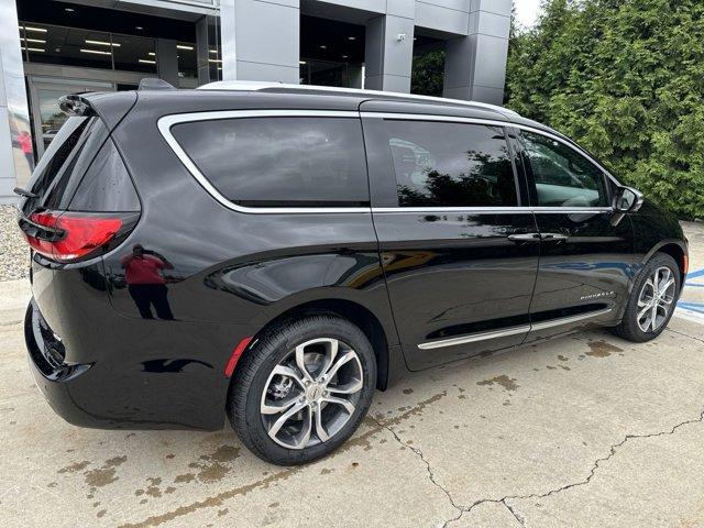 new 2024 Chrysler Pacifica car, priced at $55,499