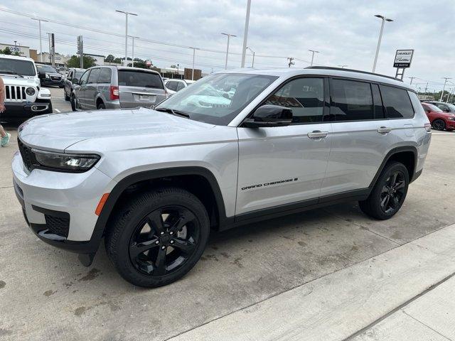 new 2024 Jeep Grand Cherokee L car, priced at $44,499