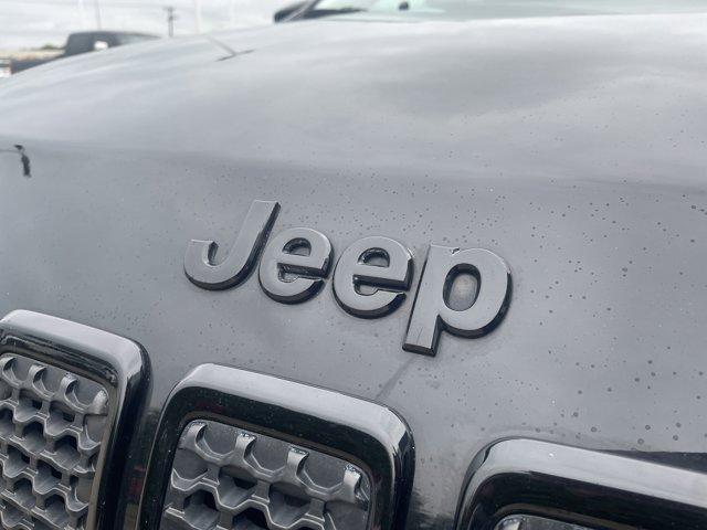 used 2023 Jeep Cherokee car, priced at $22,994