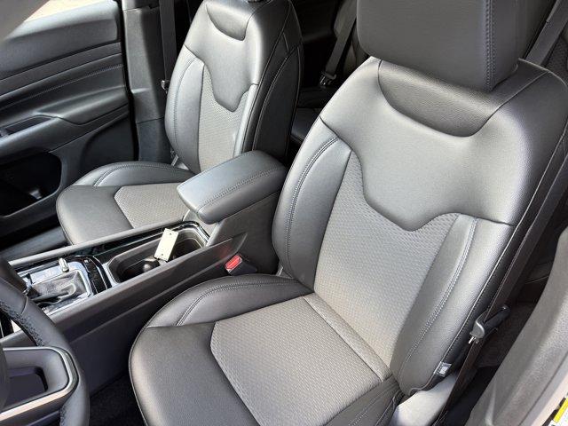 new 2026 Jeep Compass car, priced at $32,499