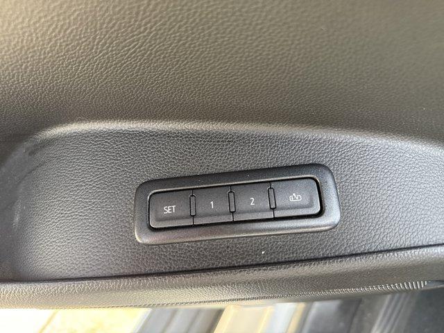 used 2019 GMC Yukon car