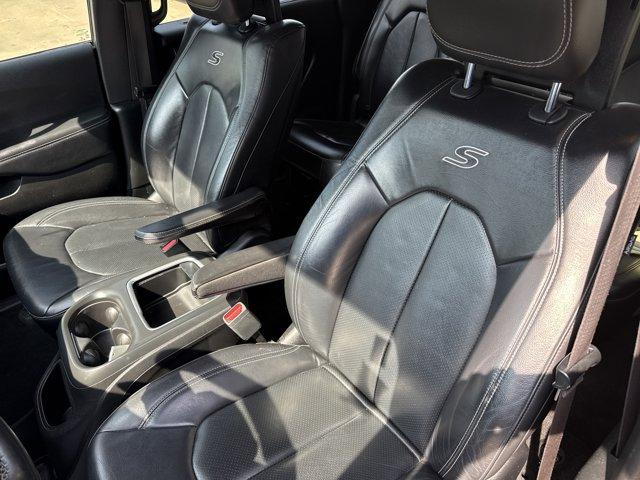 used 2018 Chrysler Pacifica car, priced at $16,995