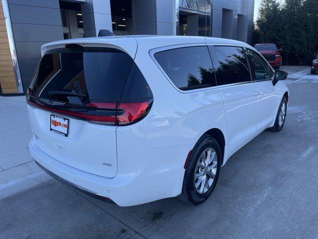 used 2024 Chrysler Pacifica car, priced at $35,892