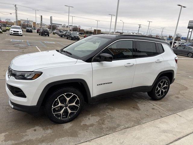 new 2025 Jeep Compass car, priced at $33,499