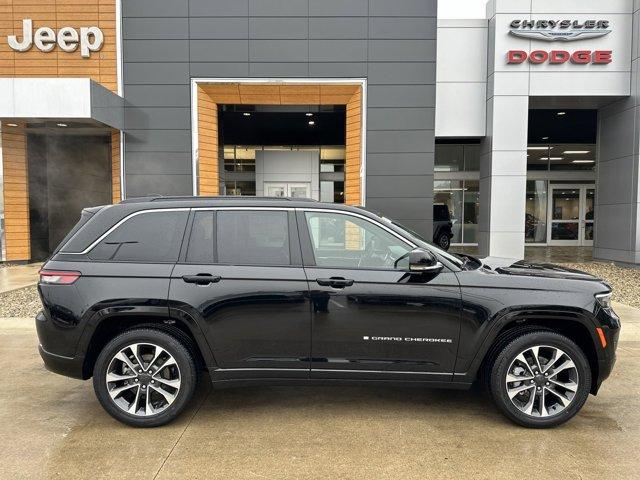 new 2024 Jeep Grand Cherokee car, priced at $60,999