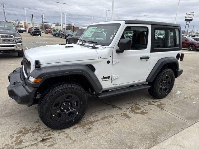 new 2025 Jeep Wrangler car, priced at $37,999