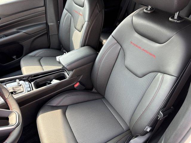 new 2025 Jeep Compass car, priced at $35,999