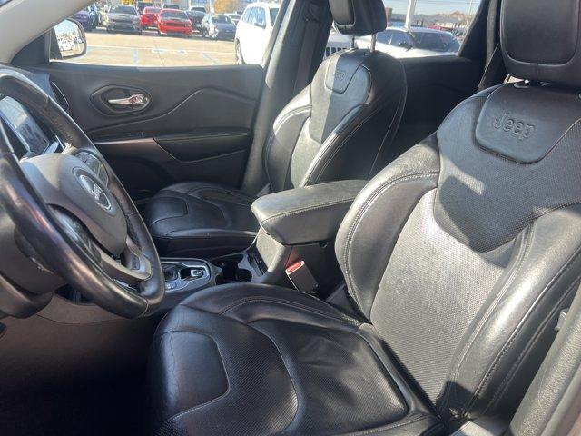 used 2019 Jeep Cherokee car, priced at $17,499