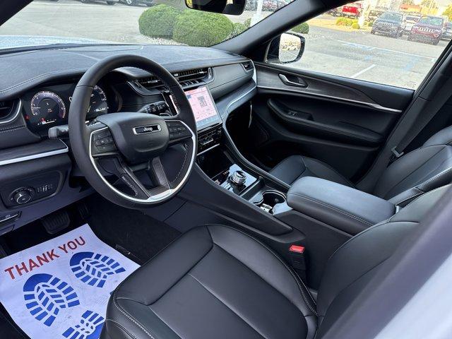 new 2025 Jeep Grand Cherokee car, priced at $50,249