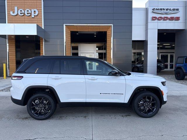 new 2025 Jeep Grand Cherokee car, priced at $50,249