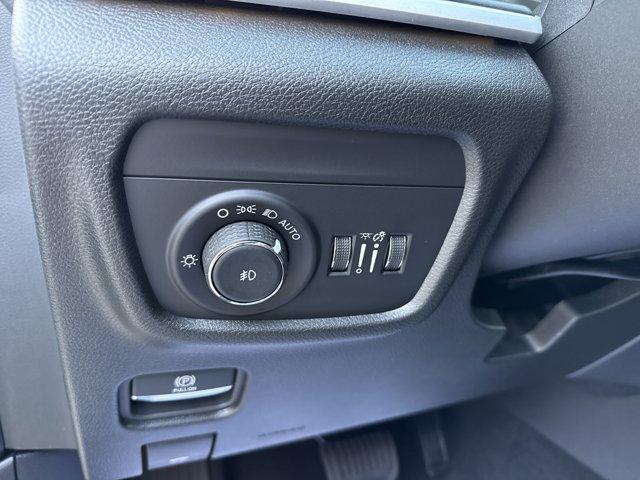 new 2025 Jeep Grand Cherokee car, priced at $50,249