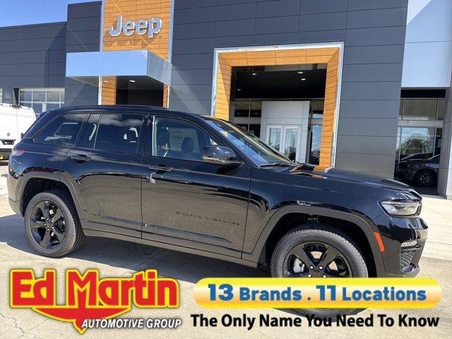new 2025 Jeep Grand Cherokee car, priced at $50,749