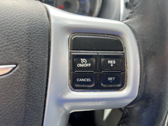 used 2014 Chrysler Town & Country car, priced at $10,885