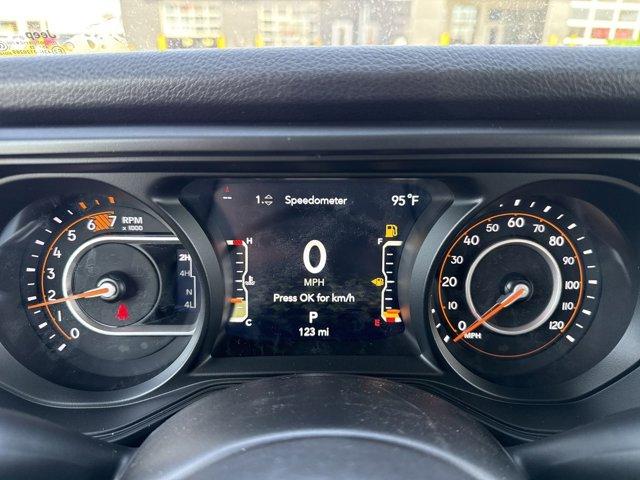 new 2025 Jeep Wrangler car, priced at $59,999