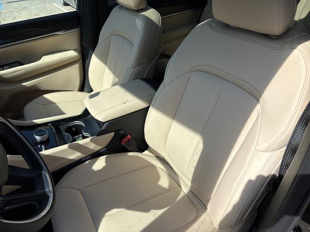 new 2025 Jeep Grand Cherokee L car, priced at $53,499