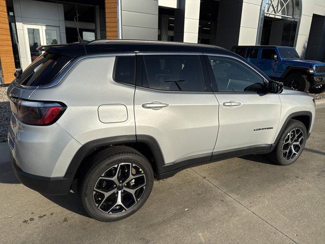 new 2026 Jeep Compass car, priced at $33,999