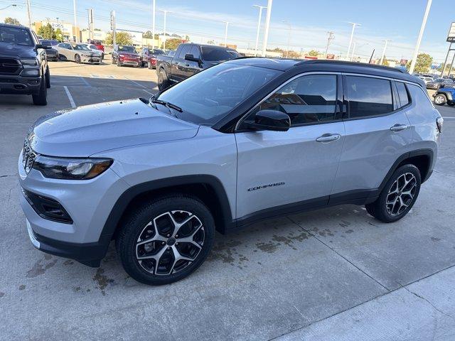 new 2026 Jeep Compass car, priced at $33,999