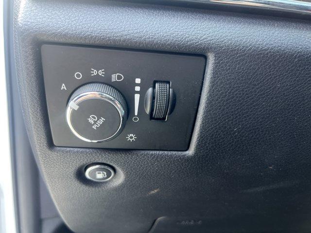 used 2015 Jeep Grand Cherokee car, priced at $17,885