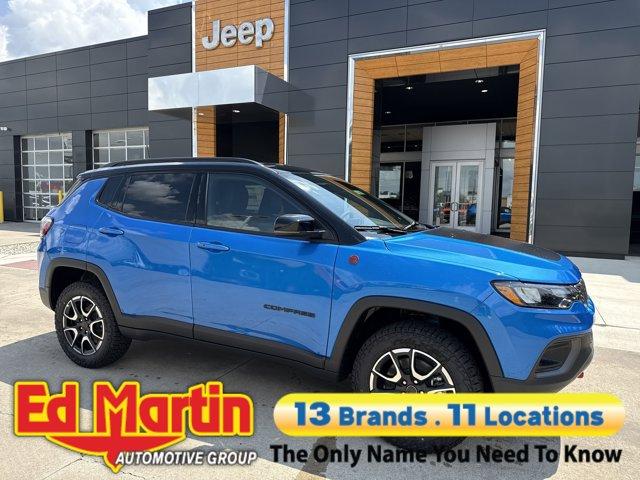 new 2025 Jeep Compass car, priced at $34,499