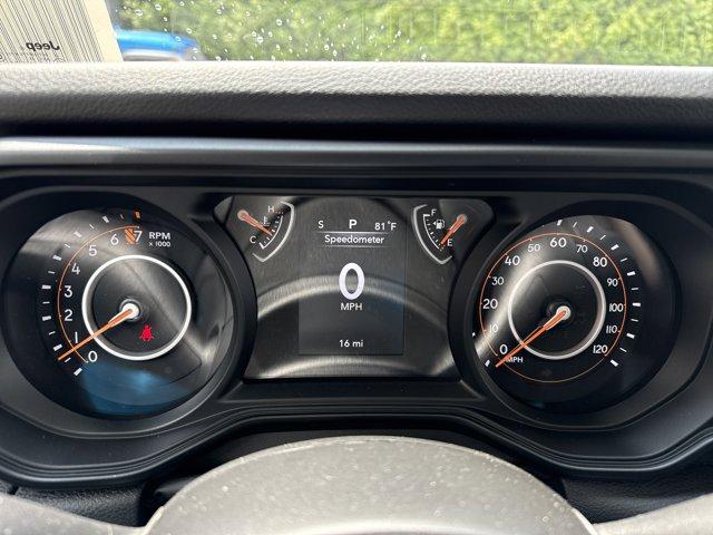 new 2025 Jeep Gladiator car, priced at $40,999