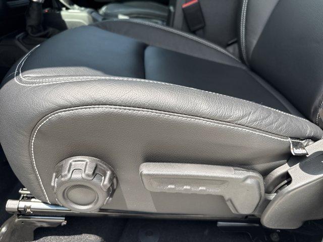 new 2025 Jeep Gladiator car, priced at $40,999
