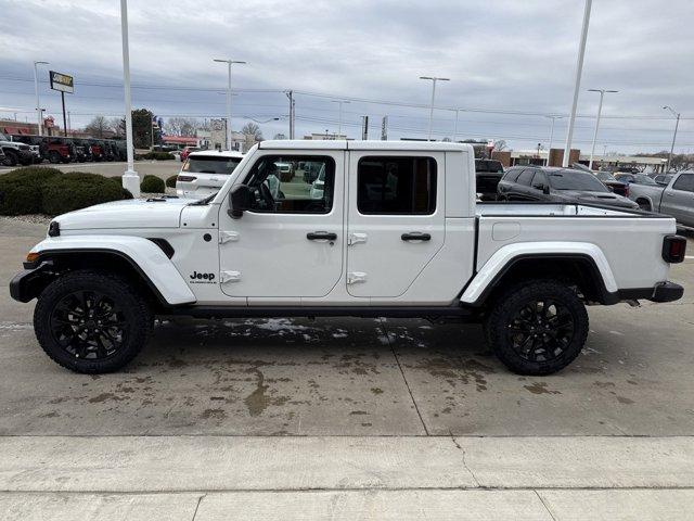 new 2025 Jeep Gladiator car, priced at $41,999