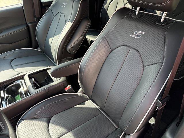 new 2026 Chrysler Pacifica car, priced at $54,999