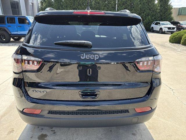 new 2026 Jeep Compass car, priced at $32,499