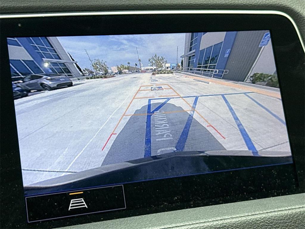 used 2023 Cadillac XT4 car, priced at $21,500