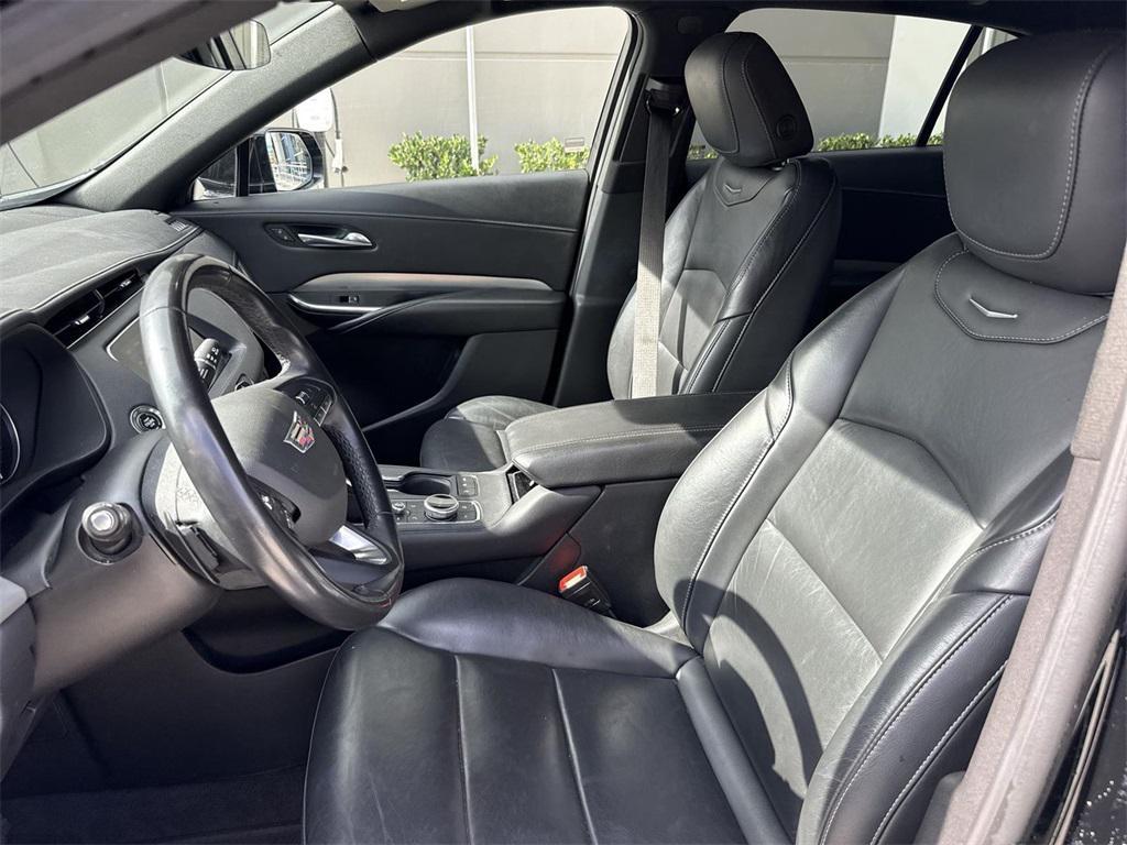 used 2023 Cadillac XT4 car, priced at $21,500