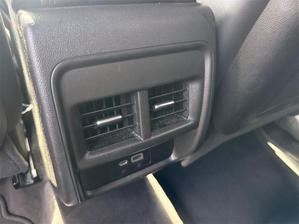 used 2023 Cadillac XT4 car, priced at $21,500