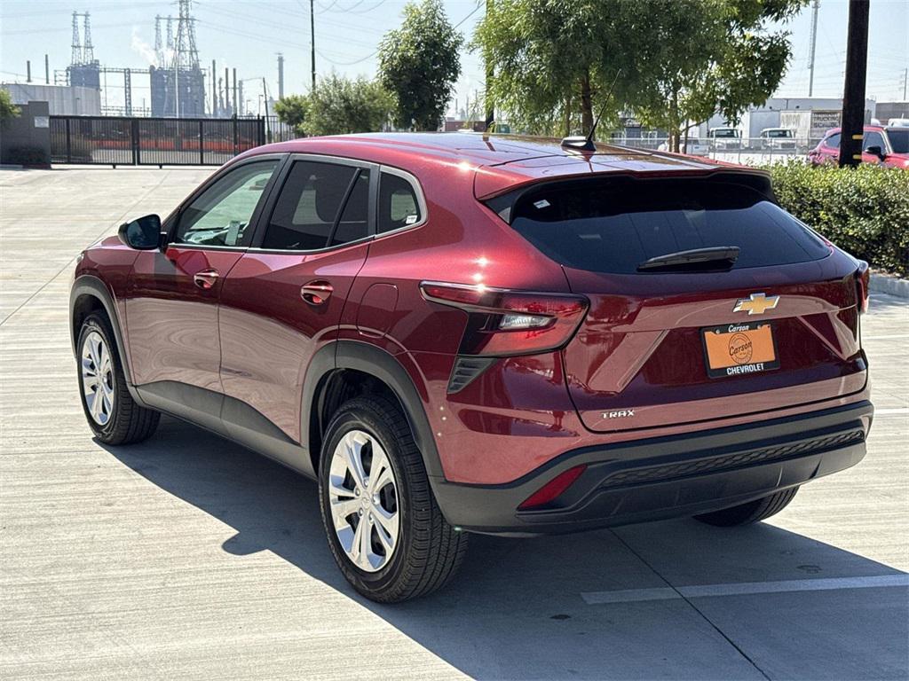 used 2024 Chevrolet Trax car, priced at $17,888