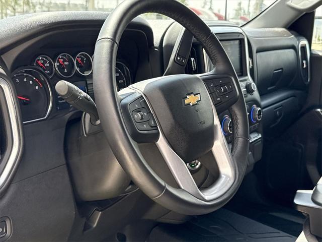 used 2022 Chevrolet Silverado 1500 car, priced at $32,000