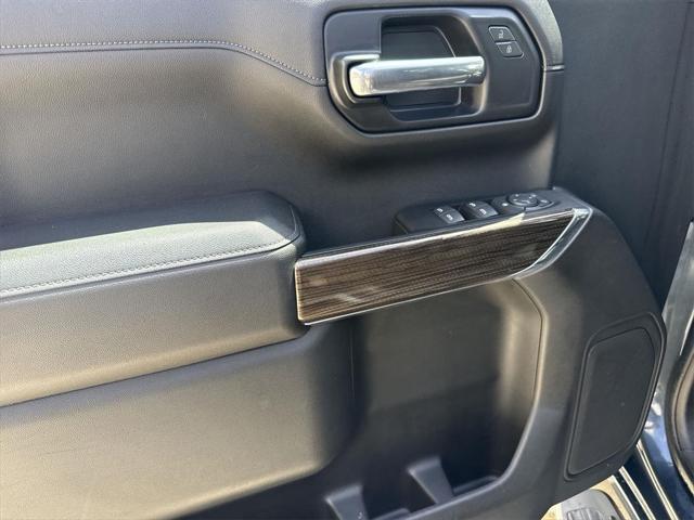 used 2022 Chevrolet Silverado 1500 car, priced at $32,000