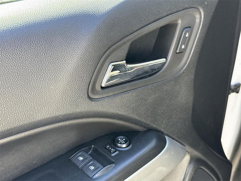 used 2022 Chevrolet Colorado car, priced at $18,500