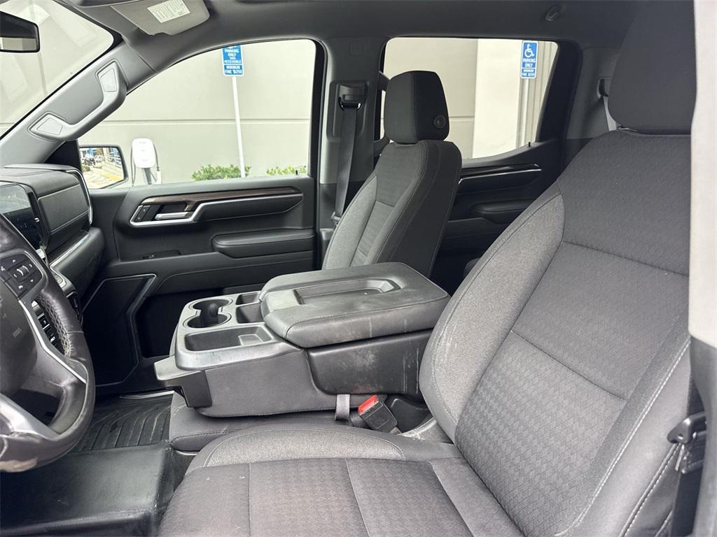 used 2022 Chevrolet Silverado 1500 car, priced at $31,500