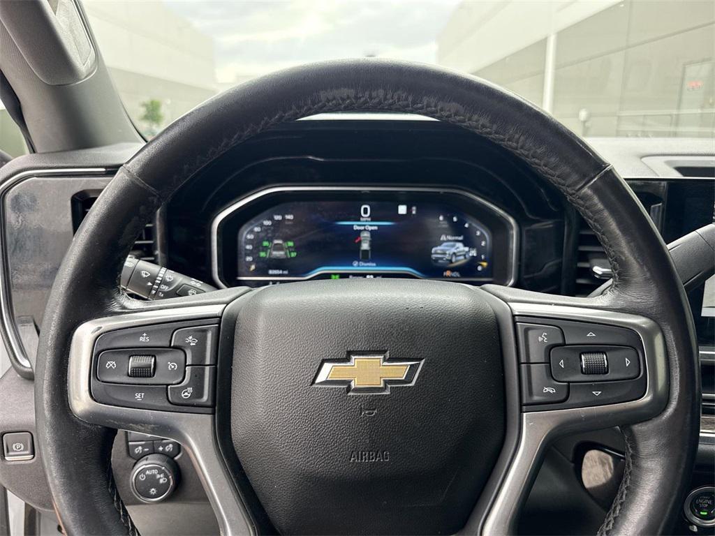 used 2022 Chevrolet Silverado 1500 car, priced at $31,500