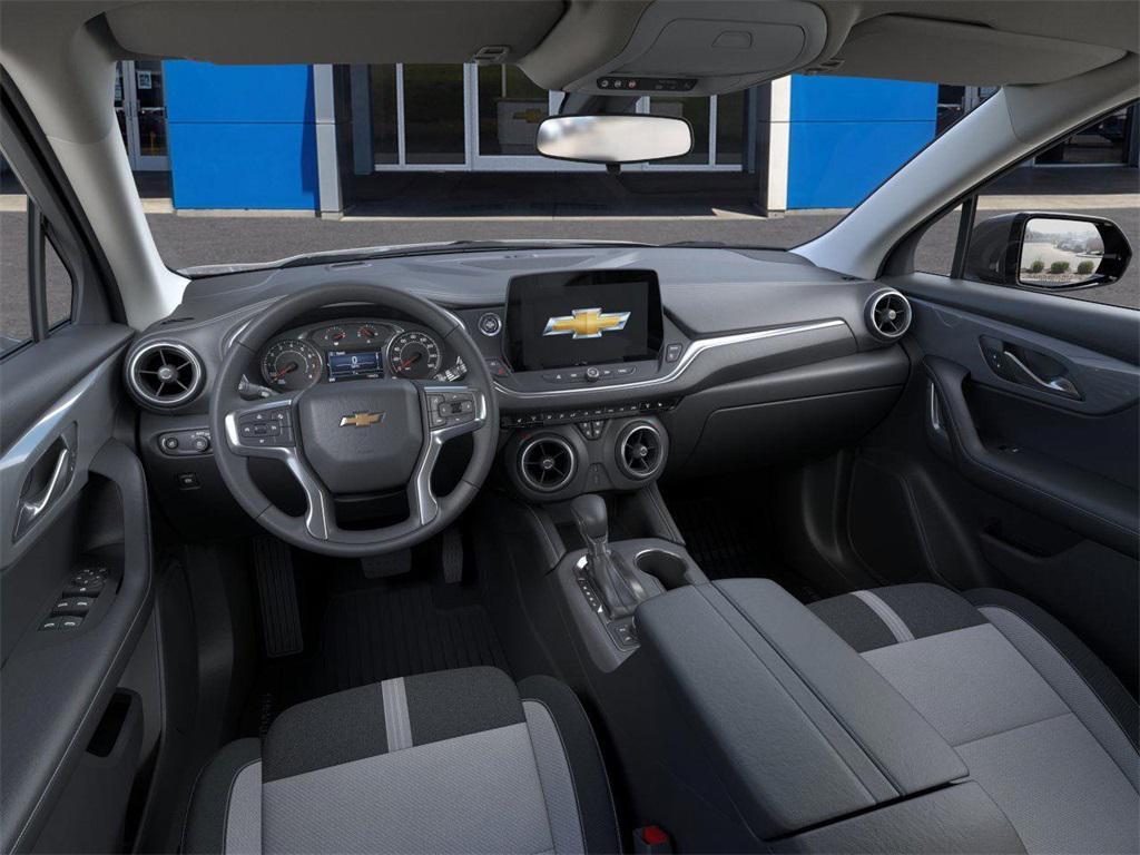 new 2025 Chevrolet Blazer car, priced at $32,637