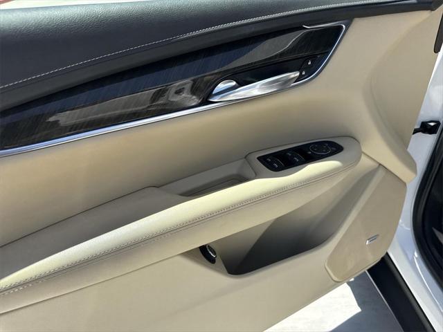 used 2019 Cadillac XT5 car, priced at $15,888