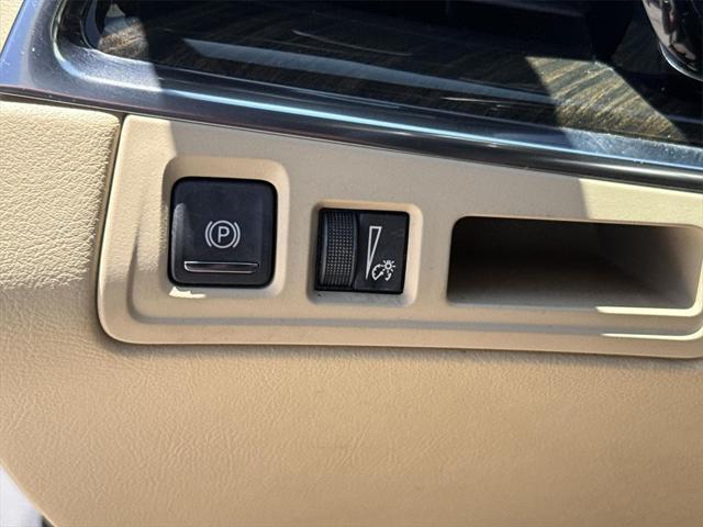 used 2019 Cadillac XT5 car, priced at $15,888