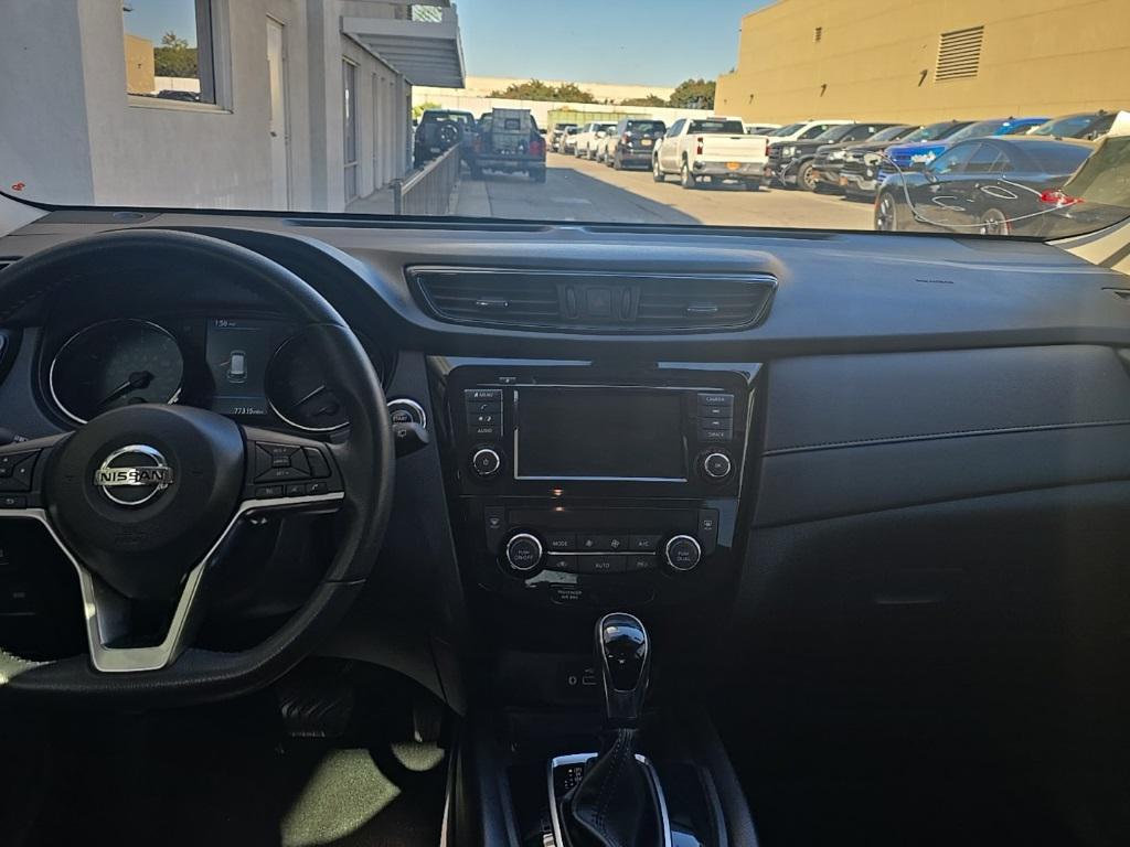 used 2020 Nissan Rogue car, priced at $15,804