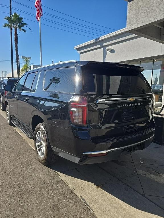used 2024 Chevrolet Suburban car, priced at $49,546