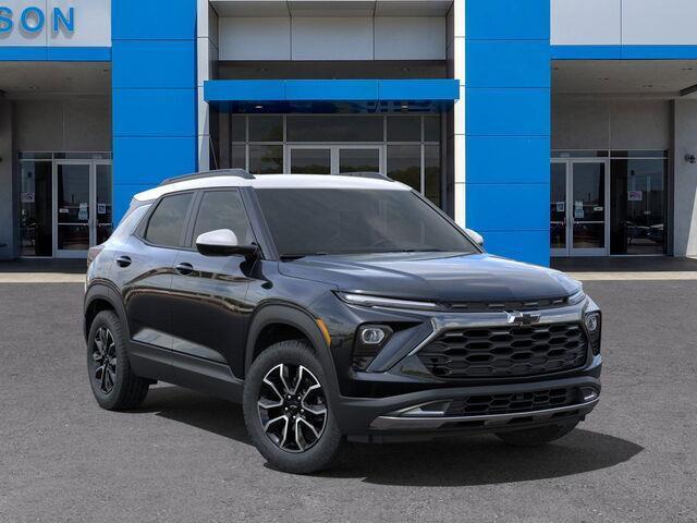 new 2025 Chevrolet TrailBlazer car, priced at $27,525
