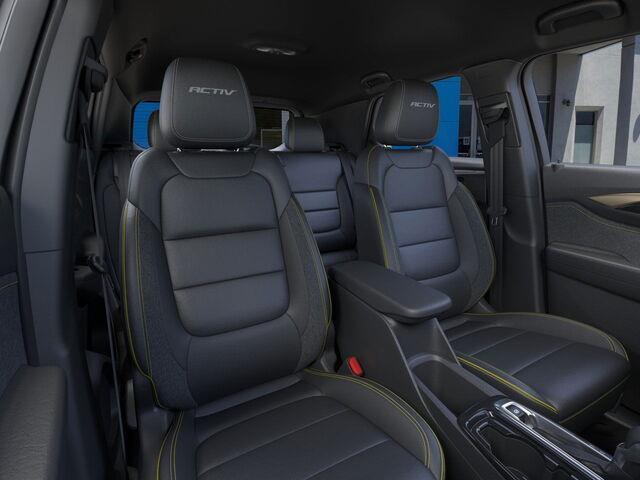 new 2025 Chevrolet TrailBlazer car, priced at $27,525