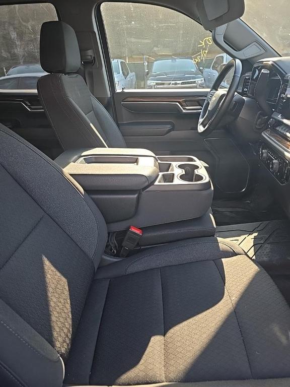 used 2024 Chevrolet Silverado 1500 car, priced at $37,684