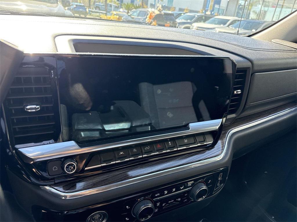 used 2024 Chevrolet Silverado 1500 car, priced at $32,250