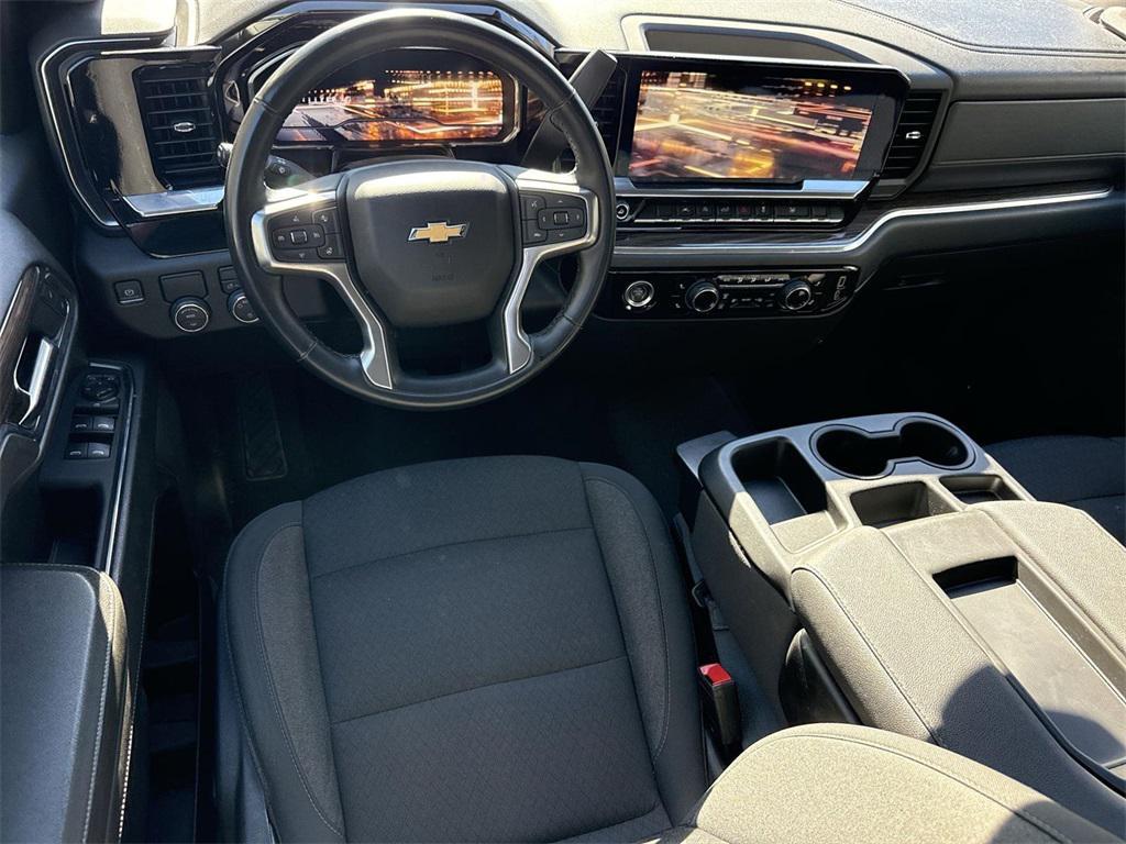 used 2024 Chevrolet Silverado 1500 car, priced at $32,250