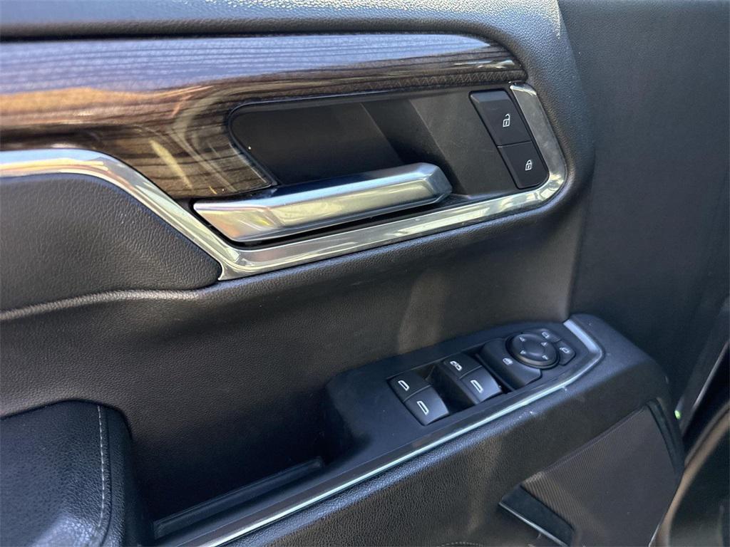 used 2024 Chevrolet Silverado 1500 car, priced at $32,250